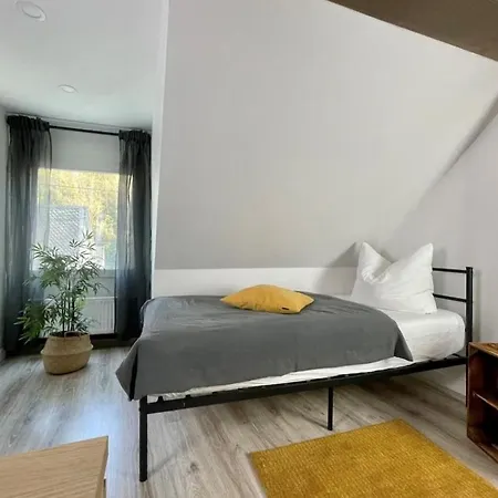 Charmantes Haus Mit Terrasse Apartmán *