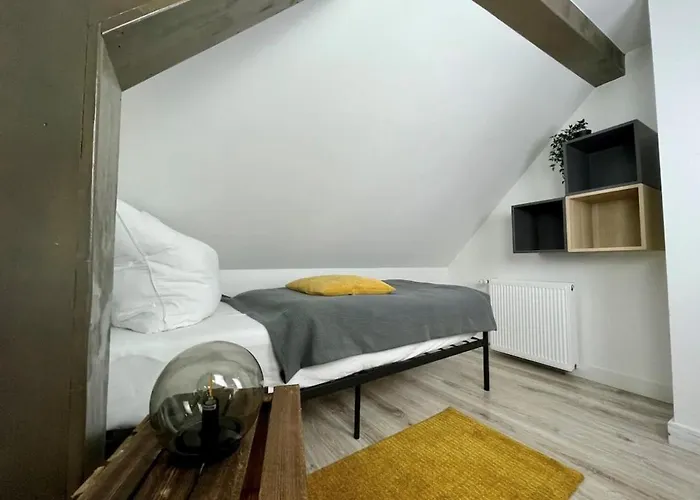 Апартаменты Charmantes Haus Mit Terrasse *