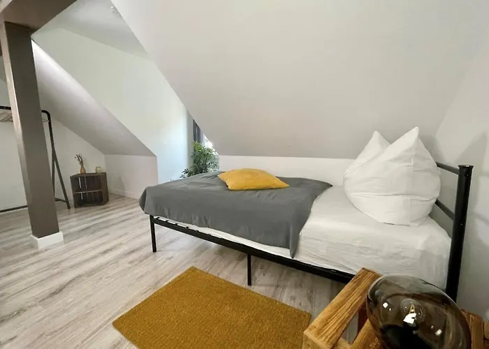 Апартаменты Charmantes Haus Mit Terrasse Трабен-Трарбах