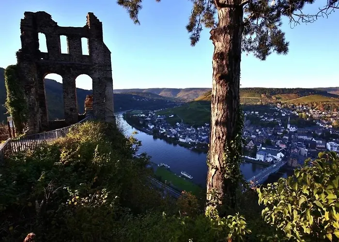 Charmantes Haus Mit Terrasse * Трабен-Трарбах