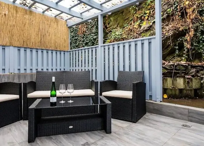 Charmantes Haus Mit Terrasse Апартаменты *